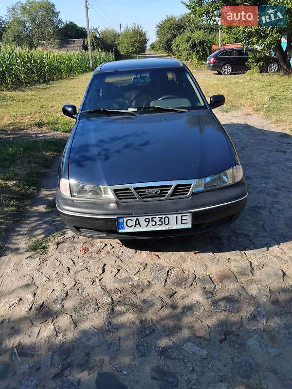 Седан Daewoo Nexia 2008 в 