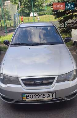 Седан Daewoo Nexia 2010 в 