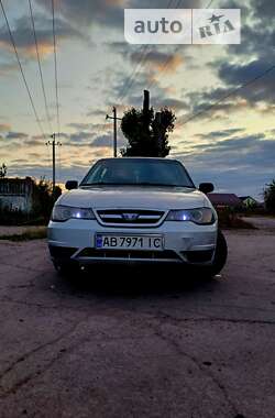 Седан Daewoo Nexia 2010 в Виннице