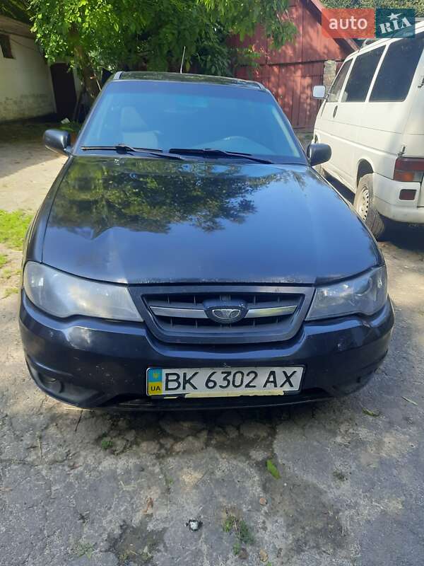 Седан Daewoo Nexia 2009 в 