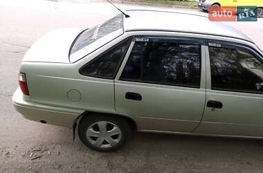 Седан Daewoo Nexia 2007 в 