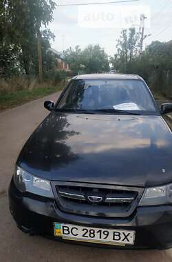 Седан Daewoo Nexia 2008 в Стрые