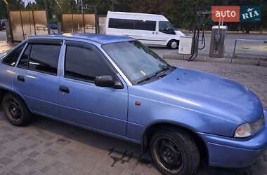 Седан Daewoo Nexia 2008 в 
