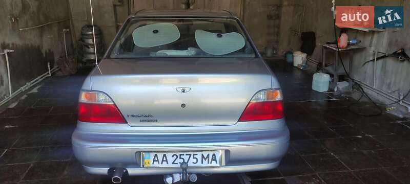 Седан Daewoo Nexia 1997 в Городенке