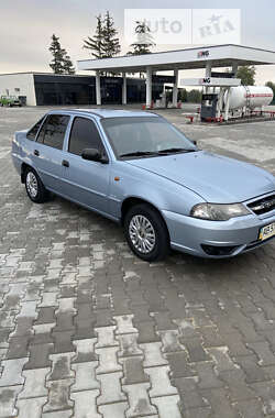 Седан Daewoo Nexia 2011 в Ладыжине