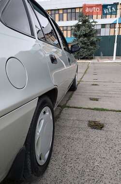 Седан Daewoo Nexia 2008 в 