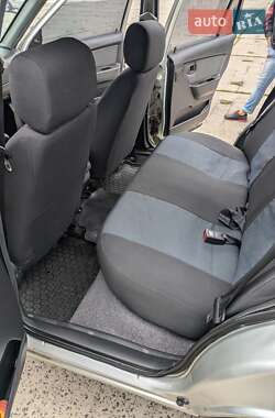 Седан Daewoo Nexia 2008 в 