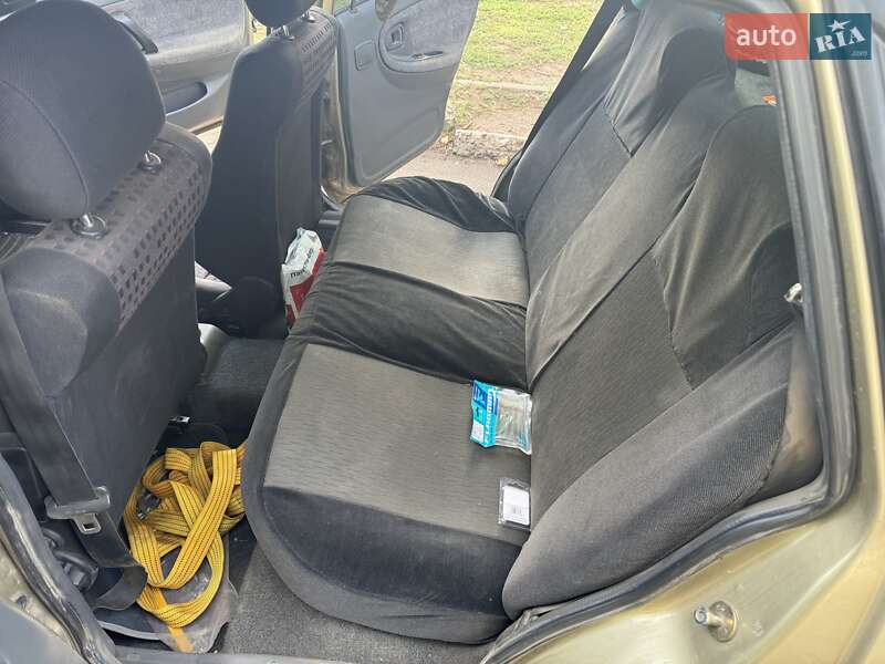 Седан Daewoo Nexia 2006 в Сумах