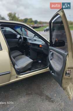 Седан Daewoo Nexia 2007 в 