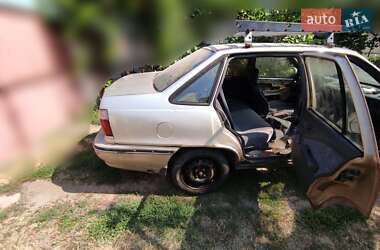 Седан Daewoo Nexia 1995 в 