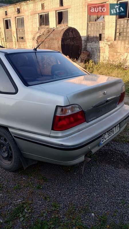Седан Daewoo Nexia 2008 в Новояворівську