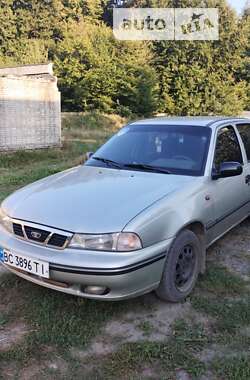 Седан Daewoo Nexia 2008 в Новояворівську