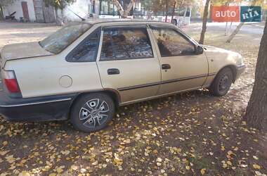 Седан Daewoo Nexia 2008 в 