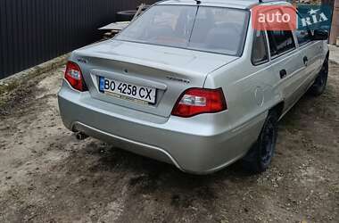 Седан Daewoo Nexia 2008 в Підволочиську