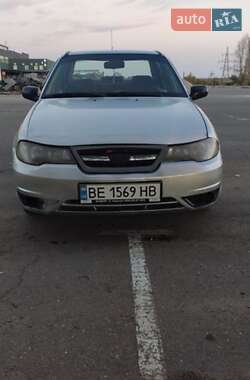 Седан Daewoo Nexia 2008 в 