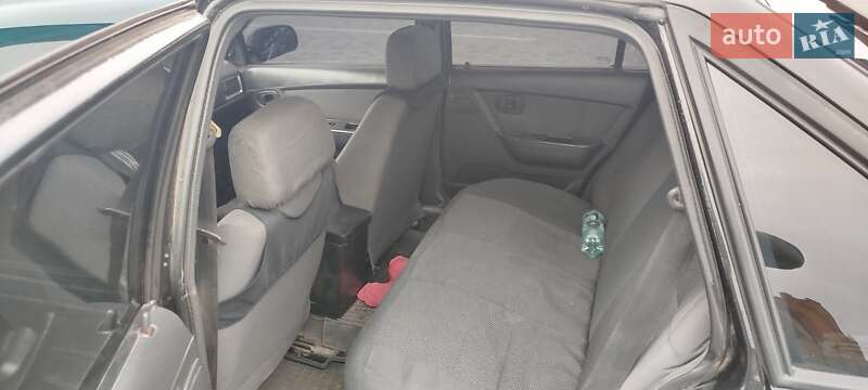 Седан Daewoo Nexia 2011 в Новоукраинке