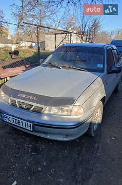 Седан Daewoo Nexia 2004 в Тучине