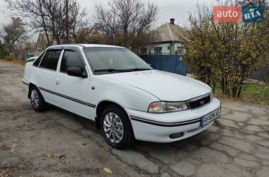 Седан Daewoo Nexia 2004 в Новомосковске