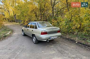 Седан Daewoo Nexia 2005 в Днепре