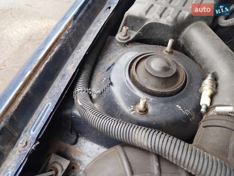 Седан Daewoo Nexia 2005 в Иванкове