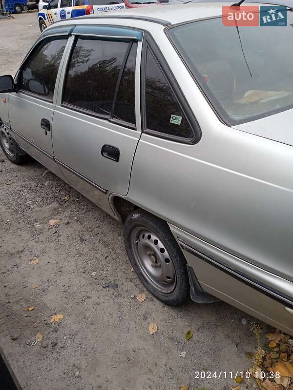 Седан Daewoo Nexia 2008 в Днепре