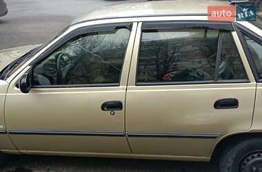 Седан Daewoo Nexia 2007 в Миколаєві