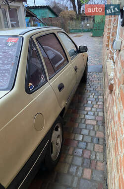Седан Daewoo Nexia 2008 в 