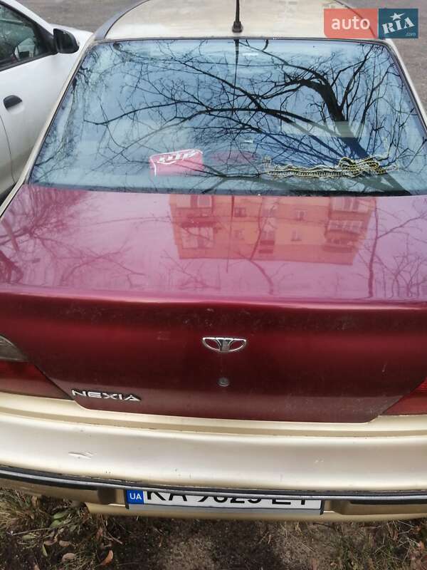Седан Daewoo Nexia 2008 в Киеве
