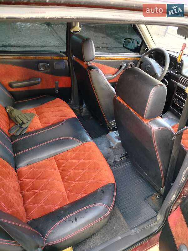 Седан Daewoo Nexia 2007 в Чернівцях