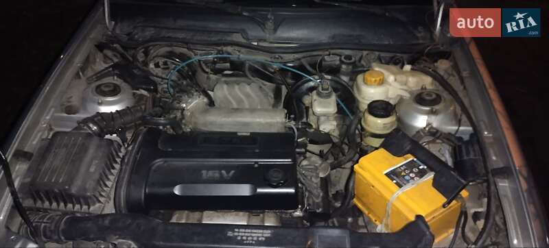 Седан Daewoo Nexia 2004 в Днепре