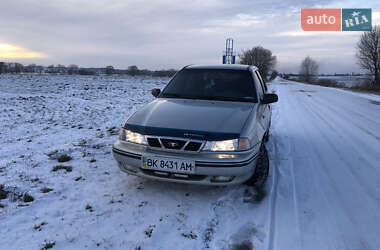 Седан Daewoo Nexia 2008 в 