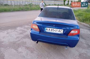 Седан Daewoo Nexia 2010 в 