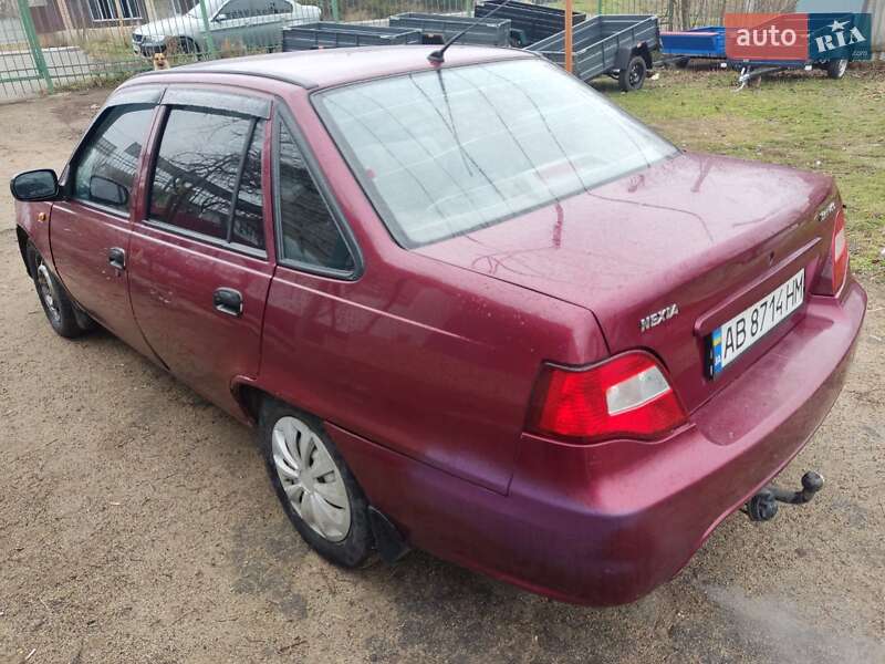 Седан Daewoo Nexia 2008 в Вознесенске