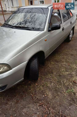 Седан Daewoo Nexia 2008 в 