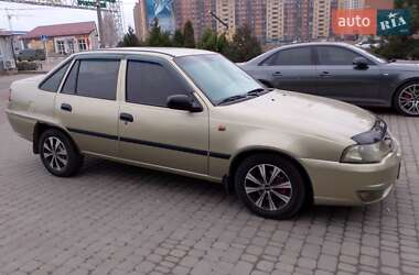 Седан Daewoo Nexia 2008 в 