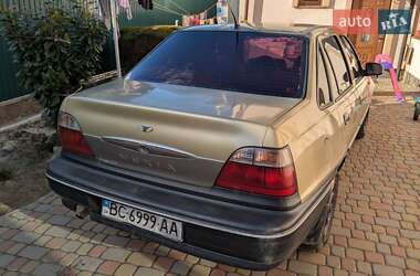 Седан Daewoo Nexia 2007 в Стрию