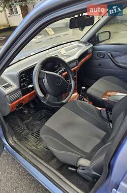 Седан Daewoo Nexia 2007 в 