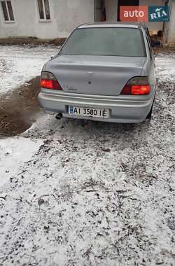 Седан Daewoo Nexia 1997 в Миронівці