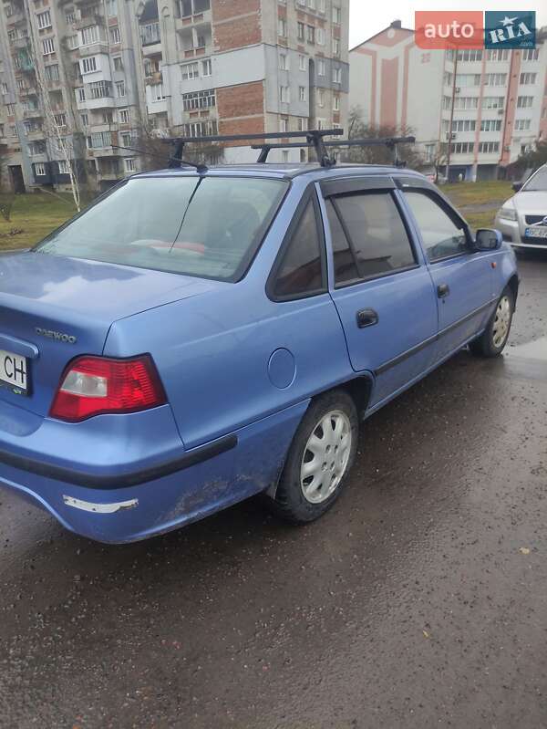 Седан Daewoo Nexia 2008 в 