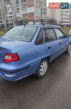 Седан Daewoo Nexia 2008 в 