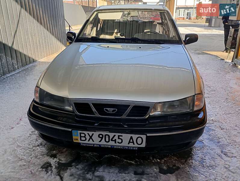 Седан Daewoo Nexia 2008 в Хмельницькому