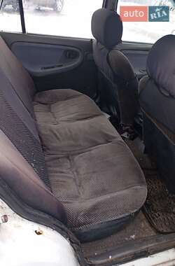 Седан Daewoo Nexia 1996 в 