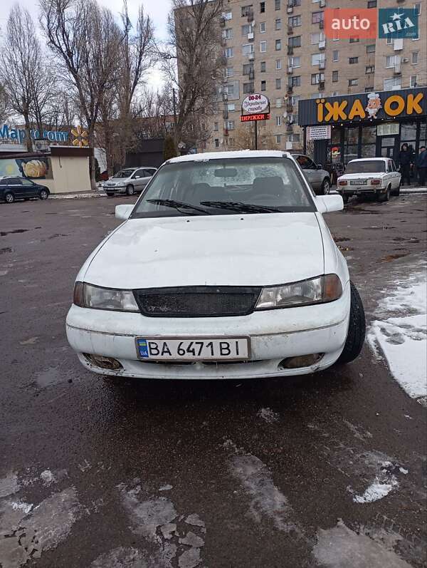 Седан Daewoo Nexia 1996 в 