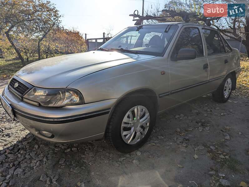 Седан Daewoo Nexia 2006 в Кременчуге