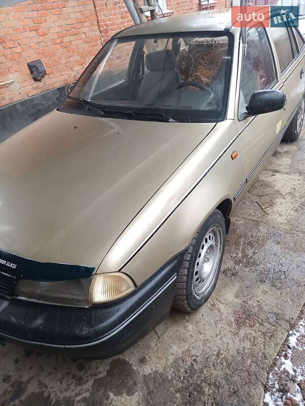 Седан Daewoo Nexia 2007 в 