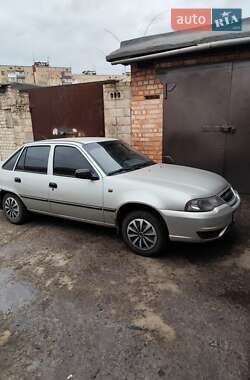 Седан Daewoo Nexia 2008 в Кривому Розі