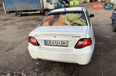 Седан Daewoo Nexia 2011 в 