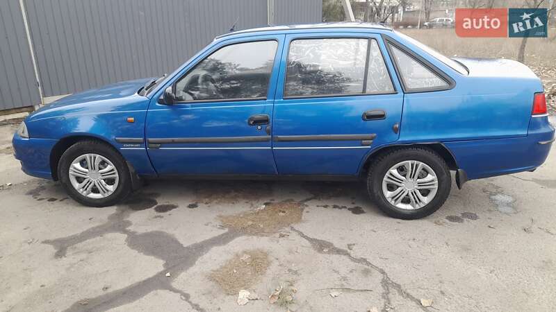 Седан Daewoo Nexia 2008 в Горишних Плавнях