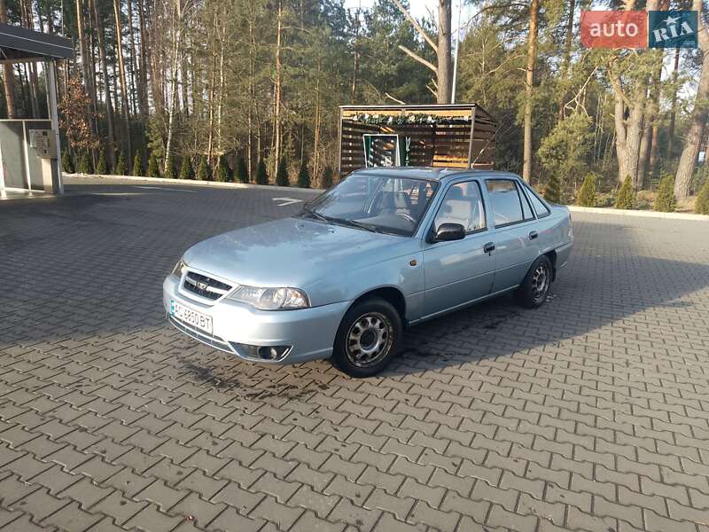 Седан Daewoo Nexia 2011 в Маневичах