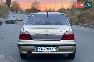 Седан Daewoo Nexia 2008 в 